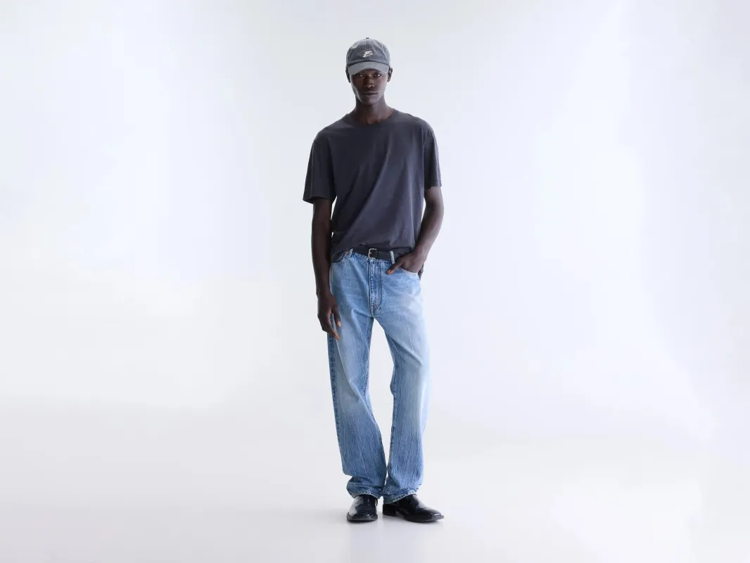 Denim N. 09 relaxed jeans (262 / M / VINTAGE BLUE) made by Bellerose