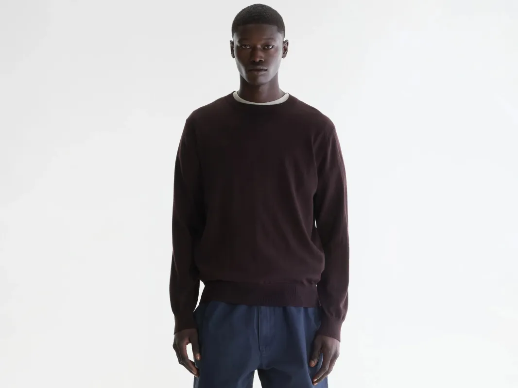 Dilles crewneck sweater (262 / M / DARK ROAST) made by Bellerose
