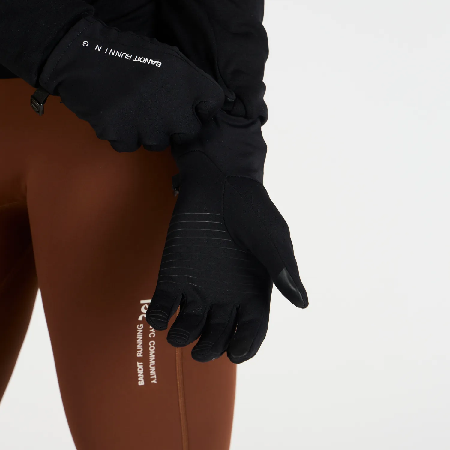 Softspeed™️ Gloves, Unisex - Black sold by Bandit Running product image thumbnail 4
