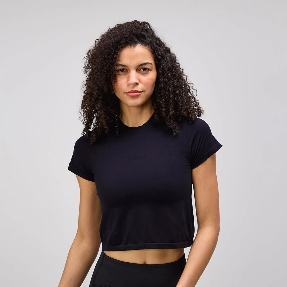 Mercury Seamless™ Women's Crop Tee - Black sold by Bandit Running product image thumbnail 2