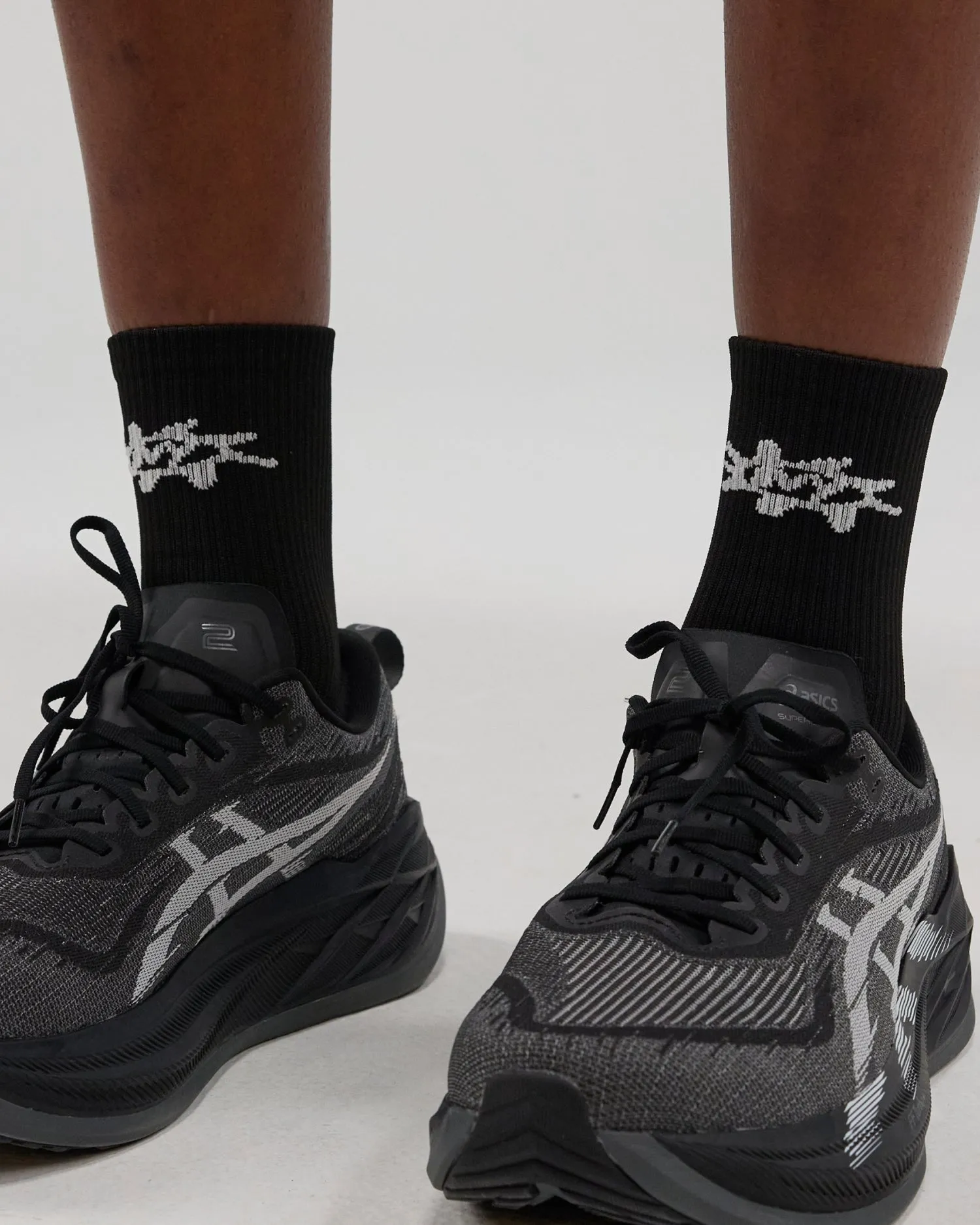 Cushion Run "Sunburst" Quarter Socks - Black / White (2 Pack) sold by Bandit Running product image thumbnail 2