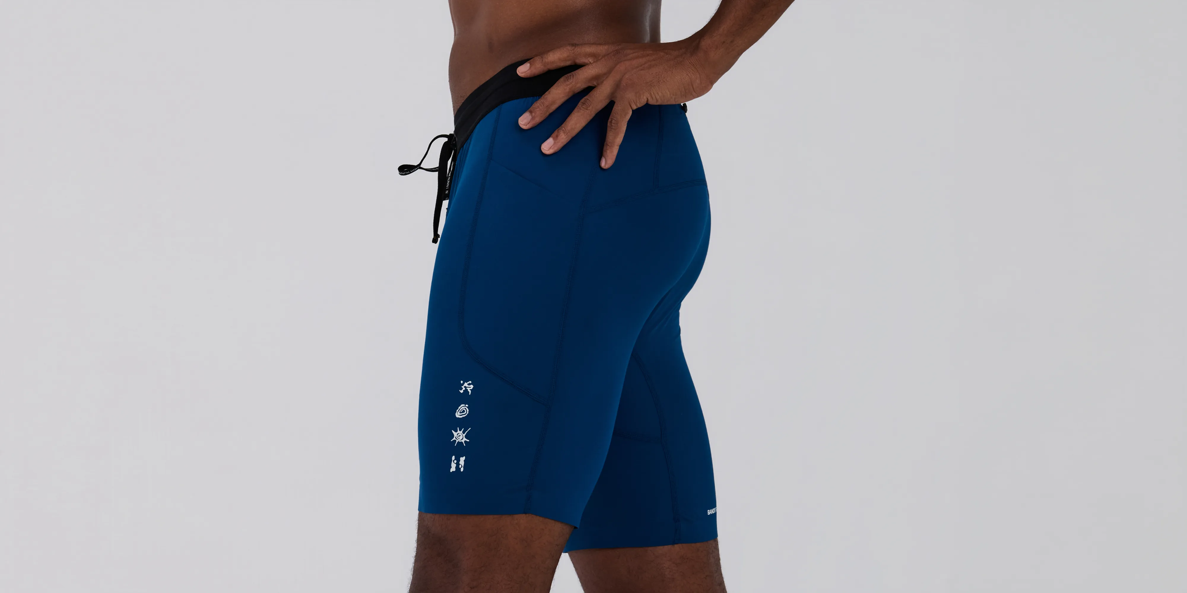 Men's SoLite™ 5 Pocket Half Tights - Ink Blue sold by Bandit Running product image thumbnail 3