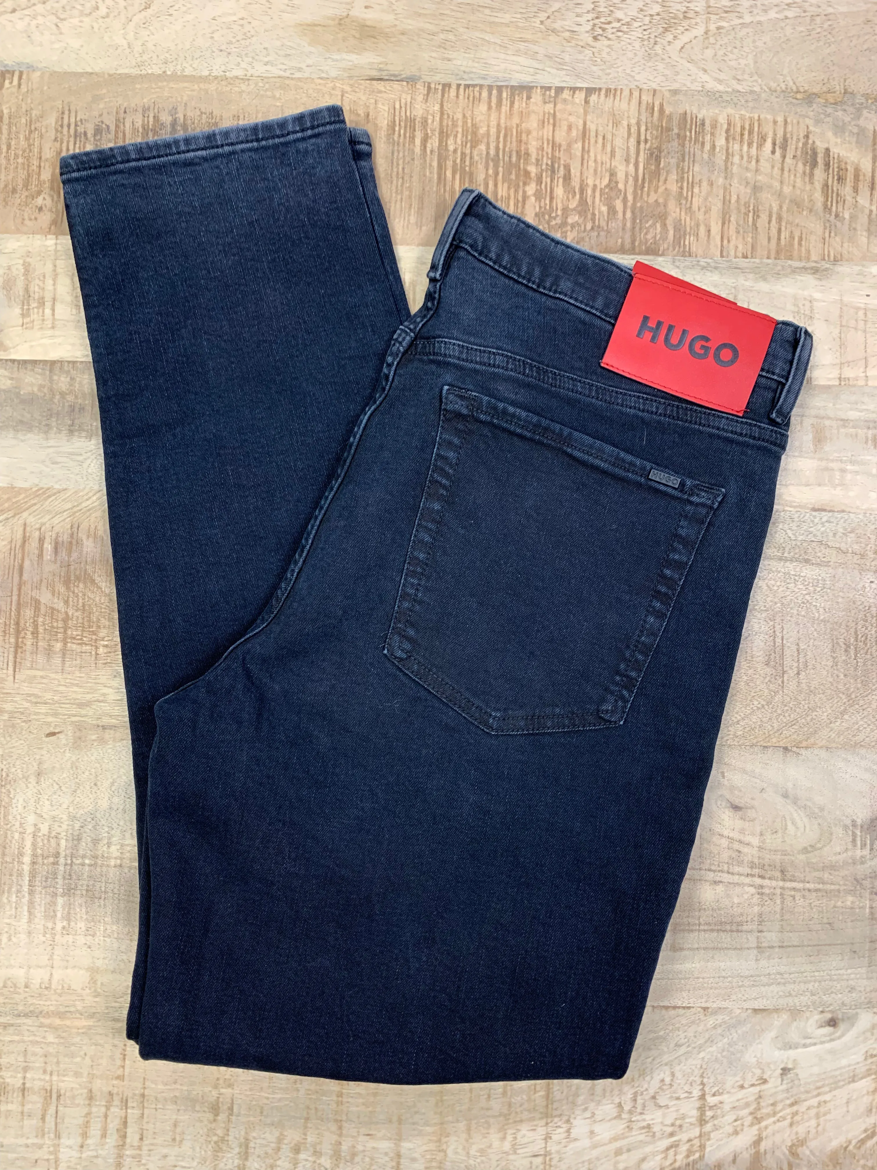 HUGO 634 UNIQUE WASH Tapered Fit Jeans sold by Dynamite Terrace Menswear product image thumbnail 3