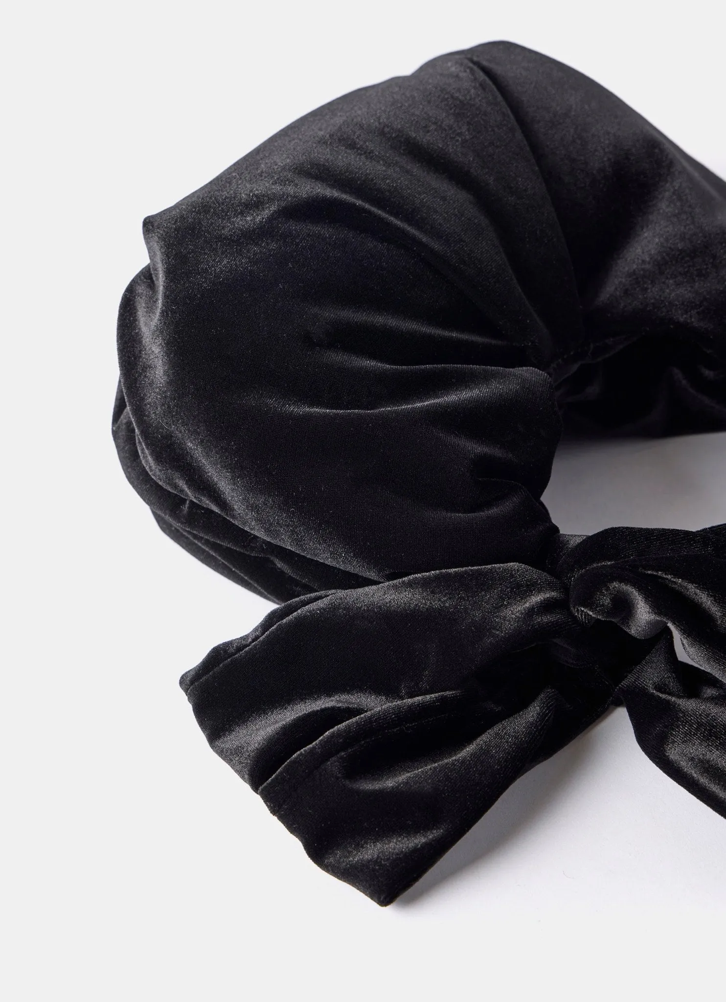 Black Velvet Bow Grab Bag sold by Mint Velvet product image thumbnail 3
