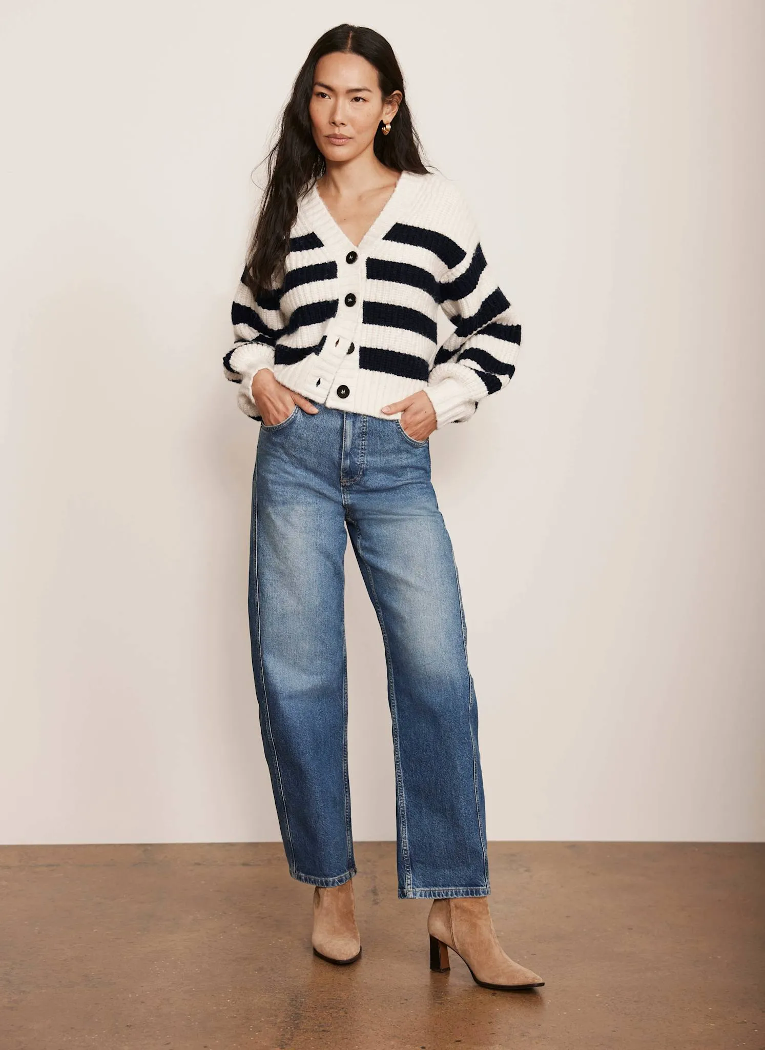 Mid Indigo Barrel Leg Jeans sold by Mint Velvet product image thumbnail 3