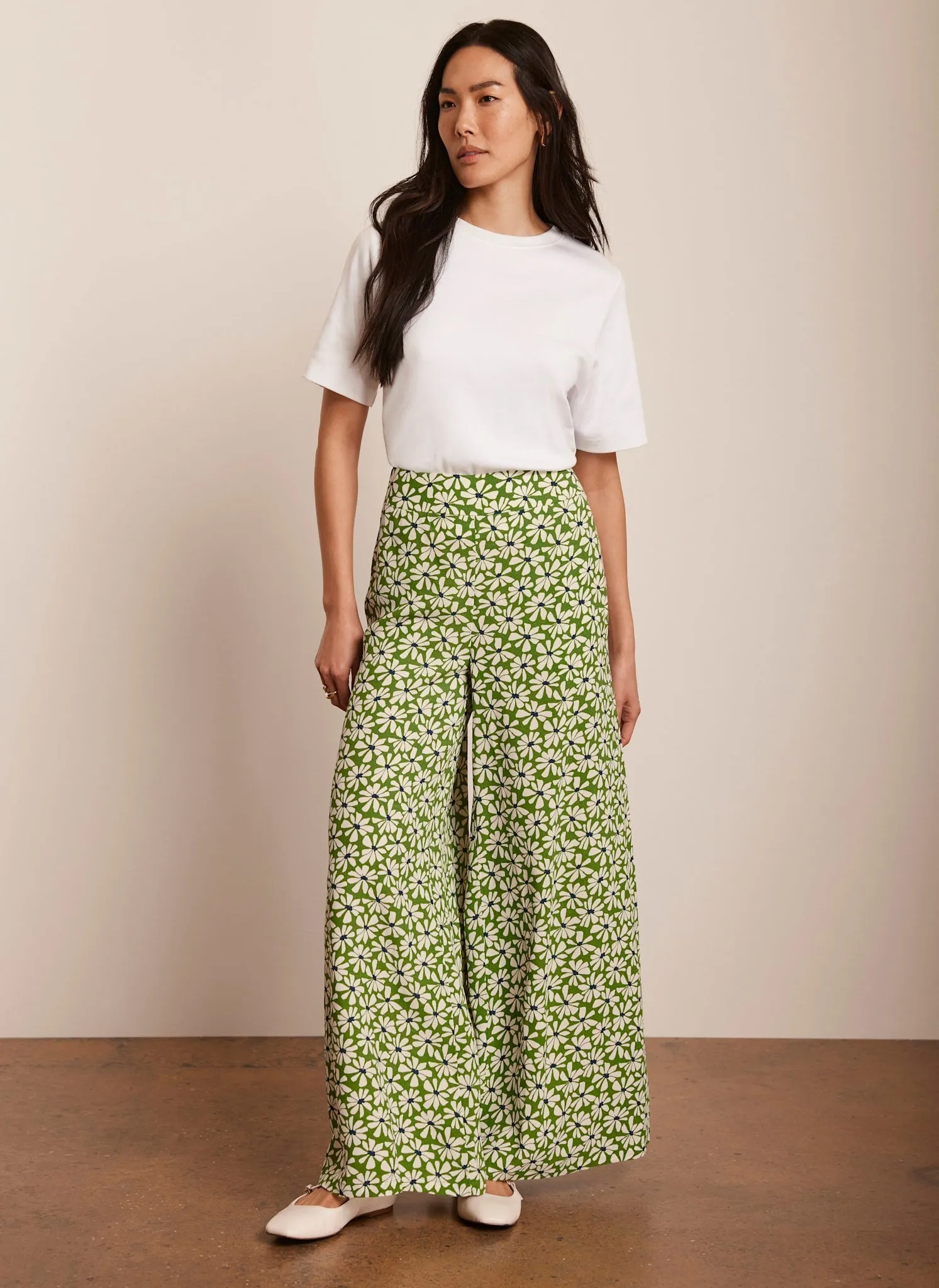 Green Floral Print Wide Trousers sold by Mint Velvet product image thumbnail 4