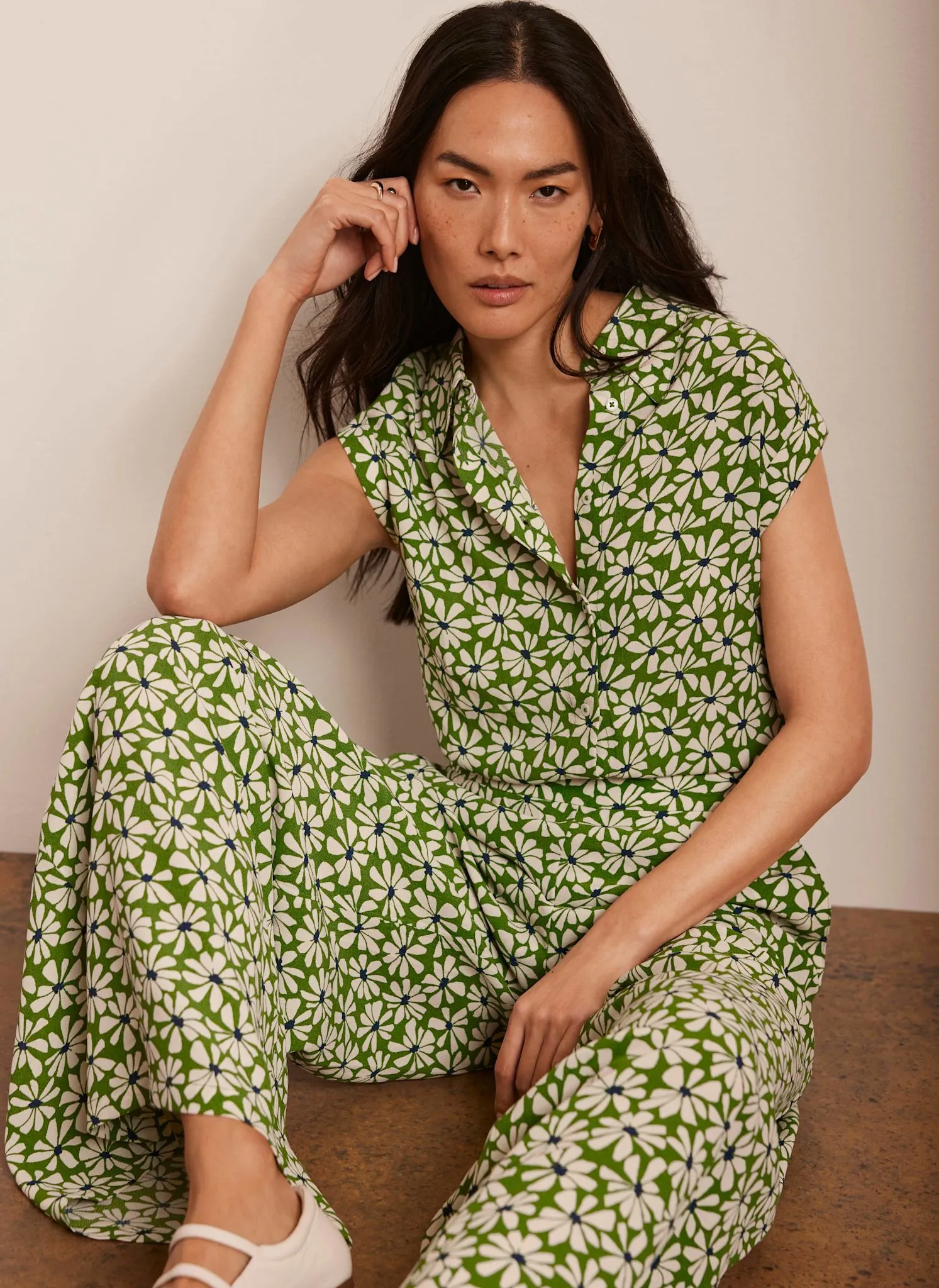 Green Floral Print Wide Trousers sold by Mint Velvet product image thumbnail 3