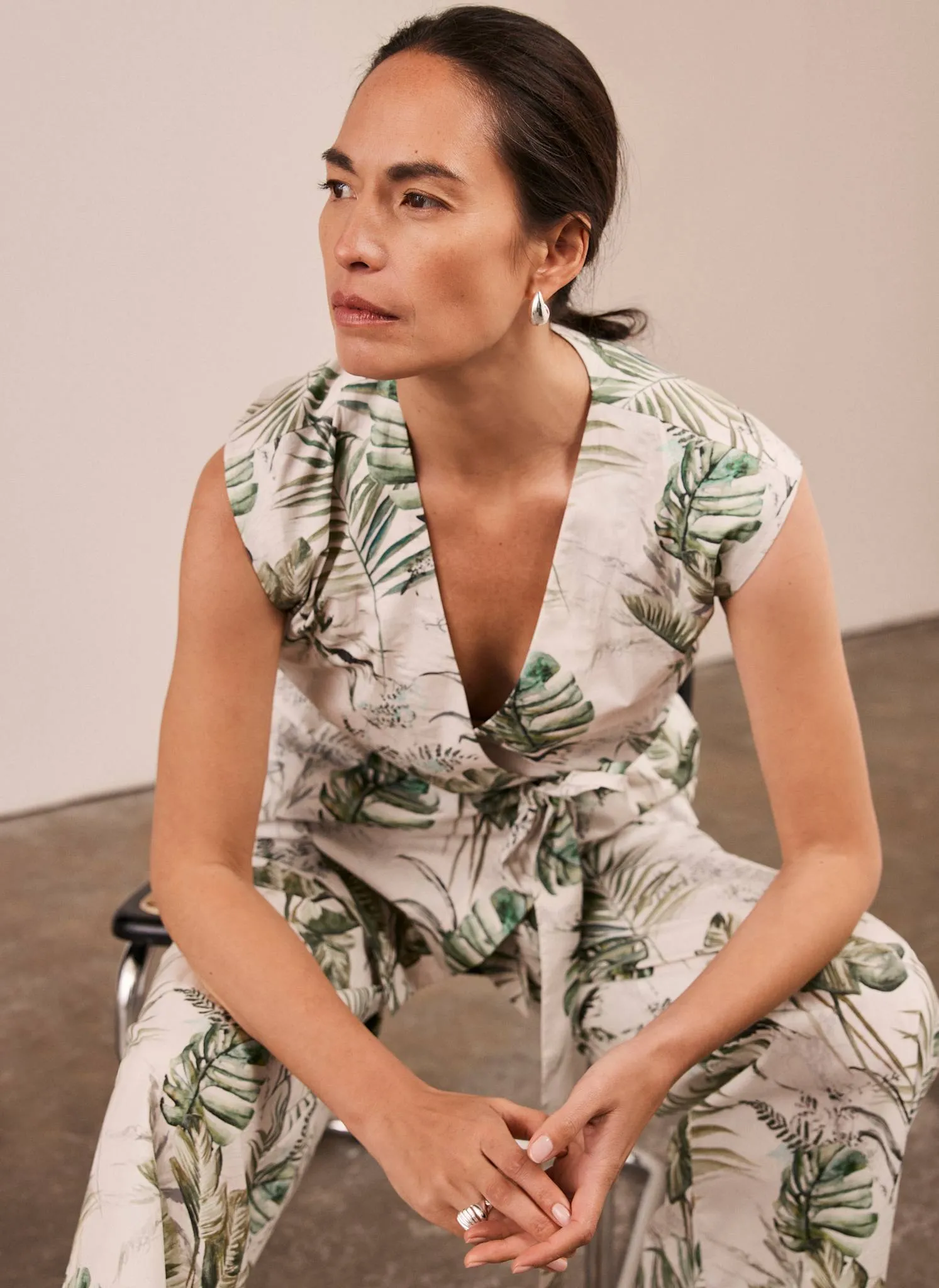 Green Cotton Wide Palm Print Trousers sold by Mint Velvet product image thumbnail 4