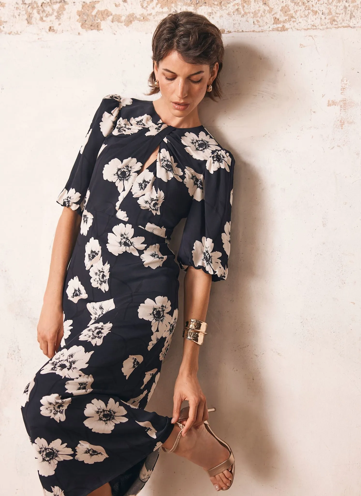 Navy Floral Print Midi Dress sold by Mint Velvet product image thumbnail 3