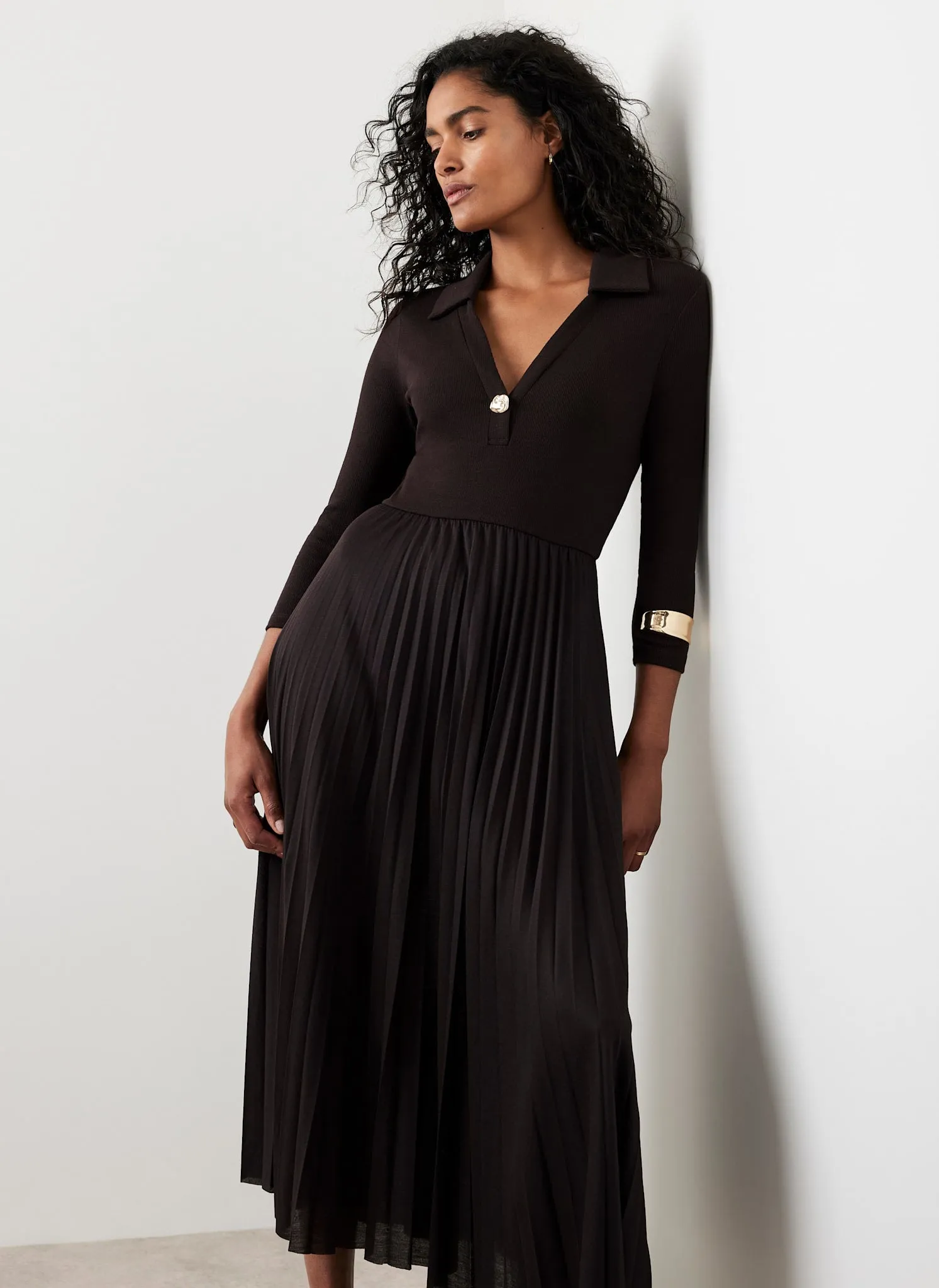 Brown Jersey Collar Midi Dress sold by Mint Velvet product image thumbnail 4