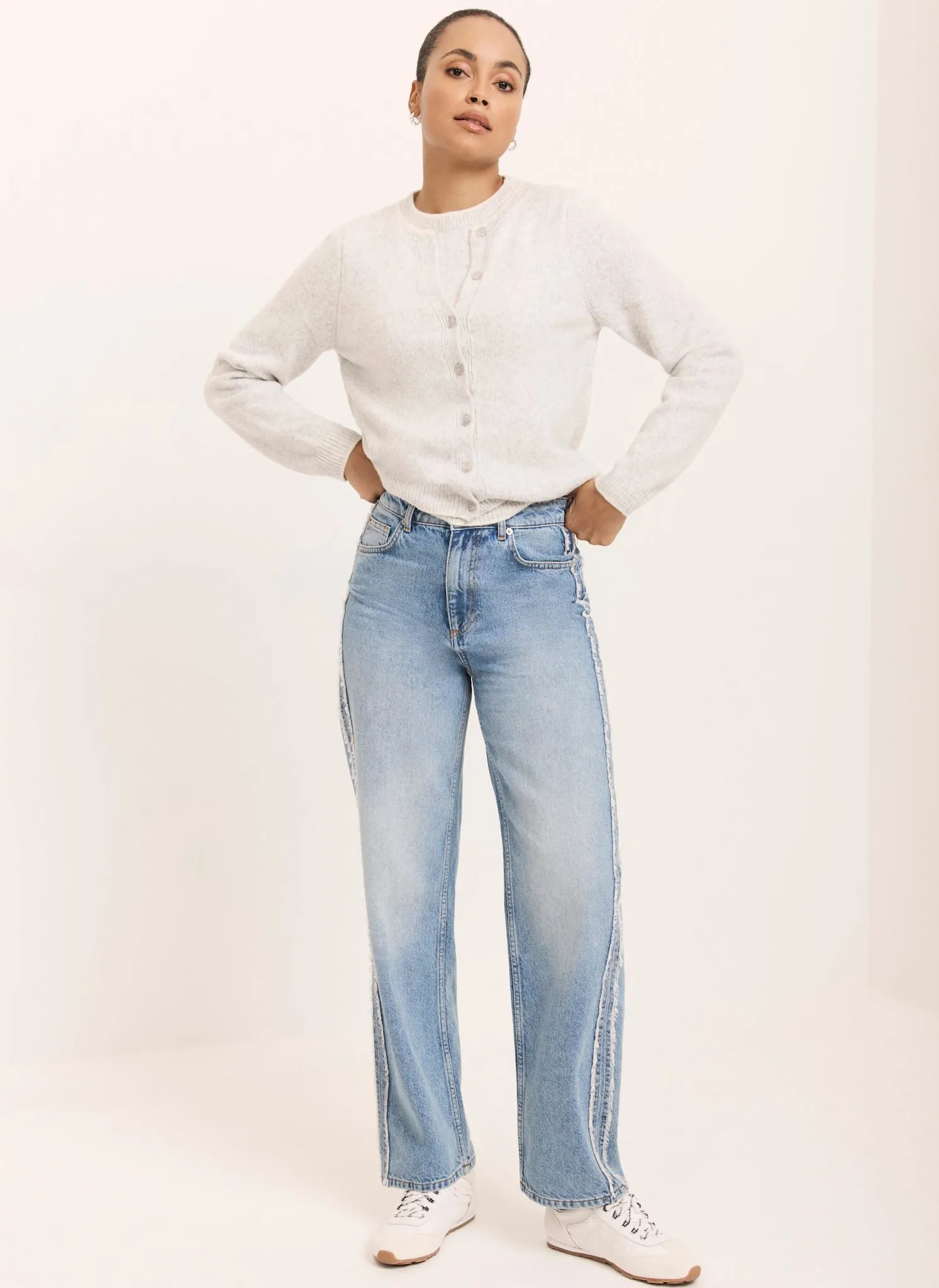 Light Indigo Wash Side Trim Boyfriend Jeans sold by Mint Velvet product image thumbnail 3