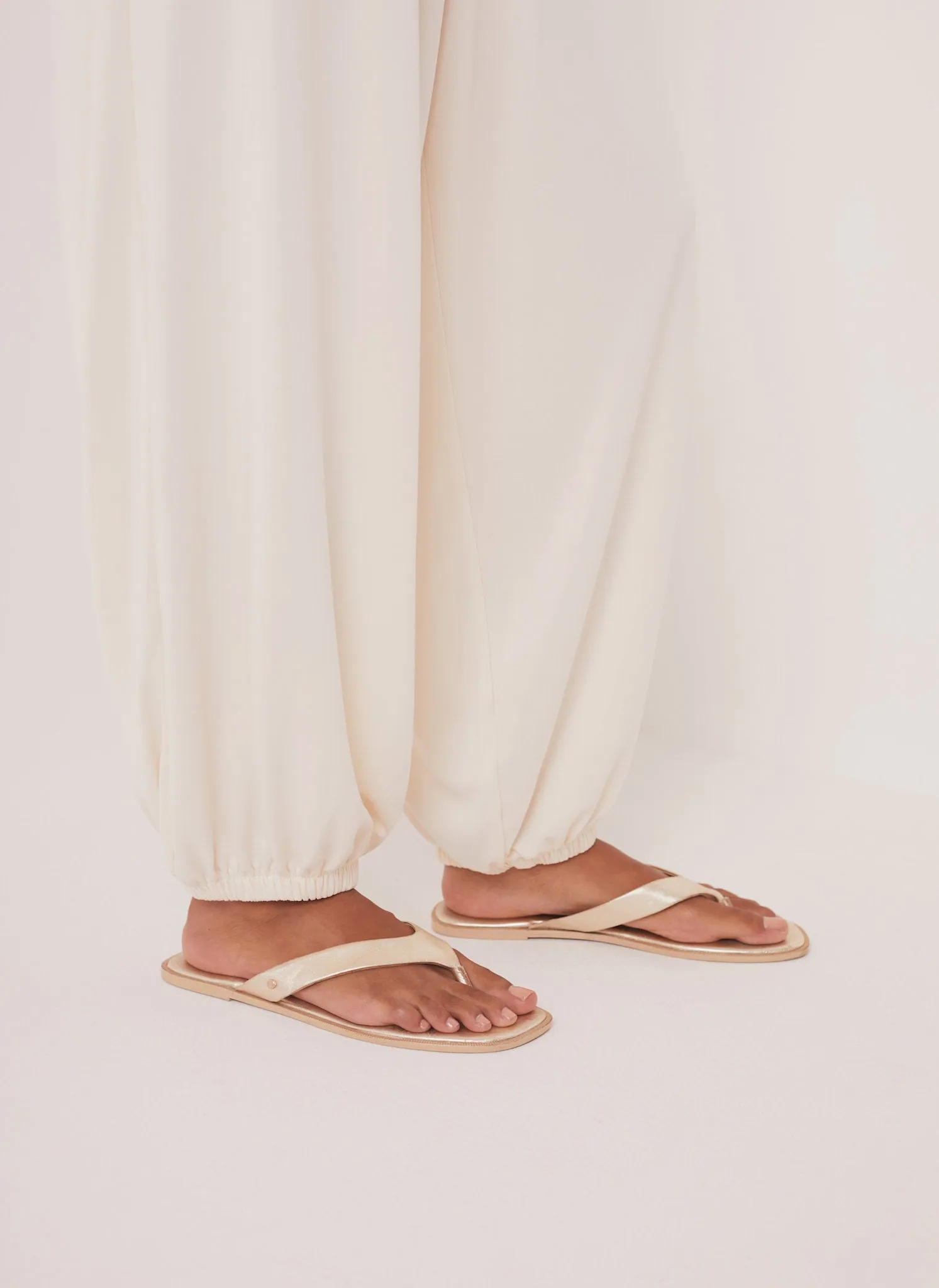 Cream Jersey Balloon Trousers sold by Mint Velvet product image thumbnail 4
