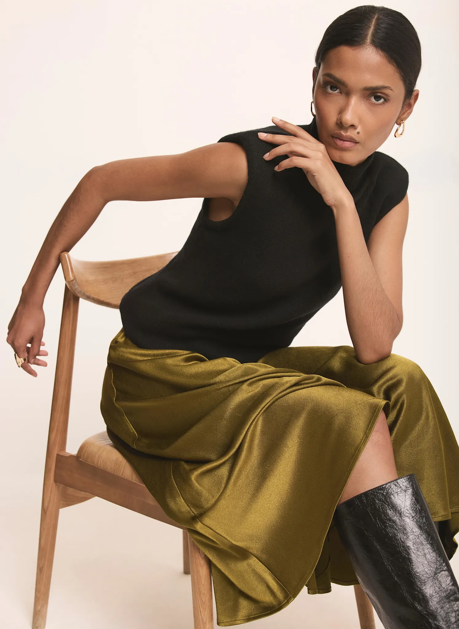 Black Shoulder Pad Sleeveless Knit Top sold by Mint Velvet product image thumbnail 3