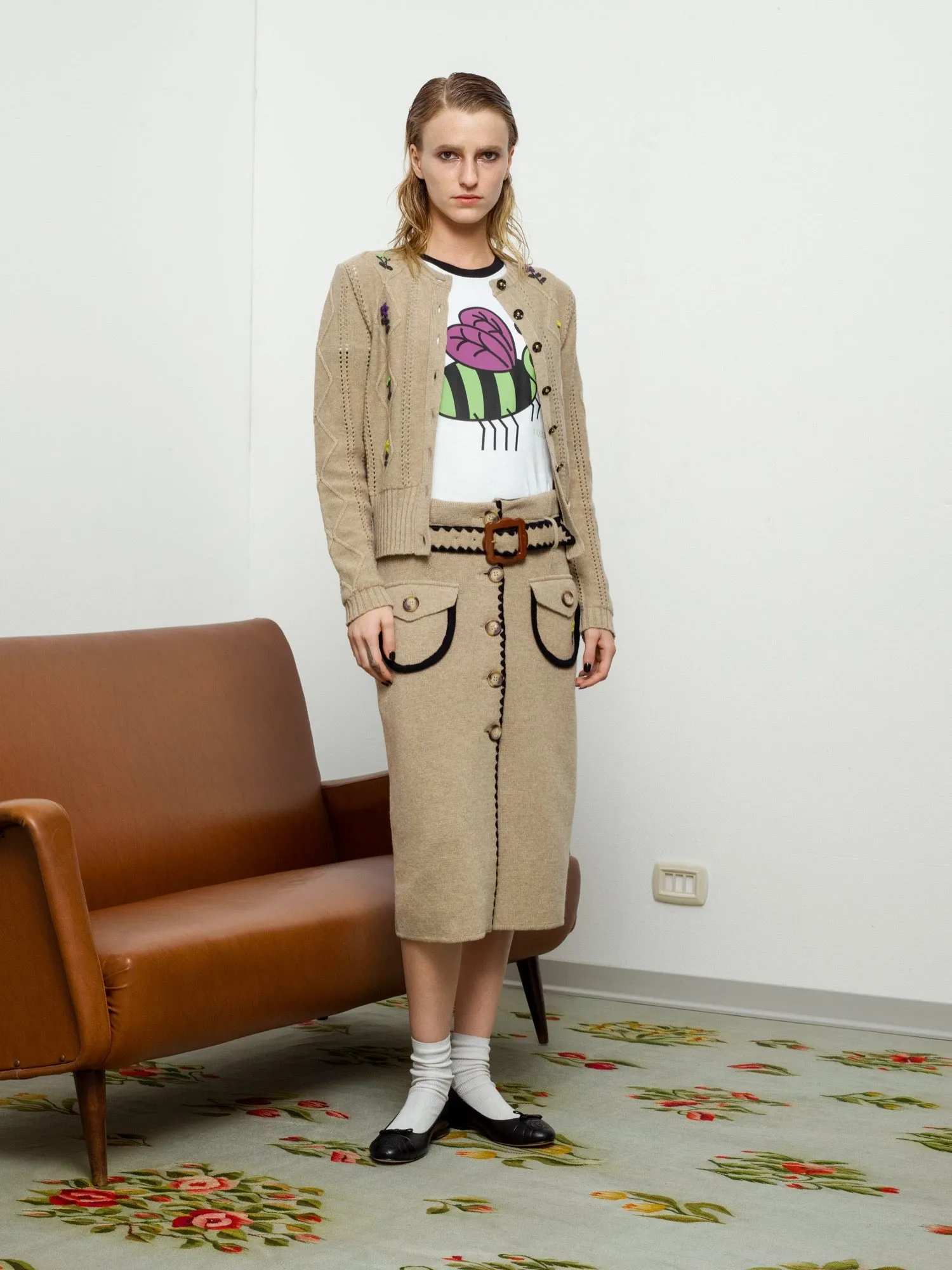 Oma wool cardigan sold by Cormio product image thumbnail 2