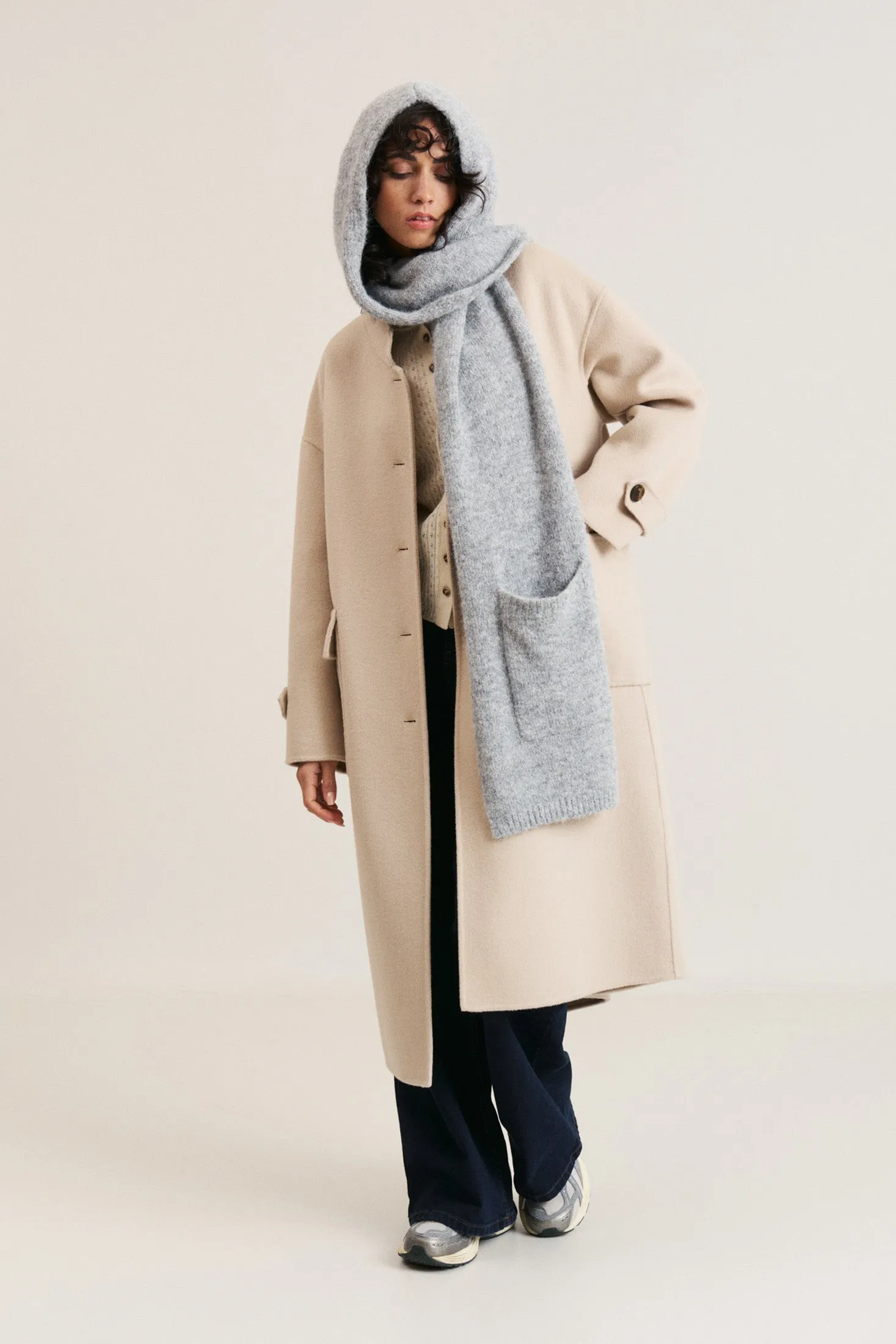 BUFANDA CON CAPUCHA sold by Indi & Cold product image thumbnail 2