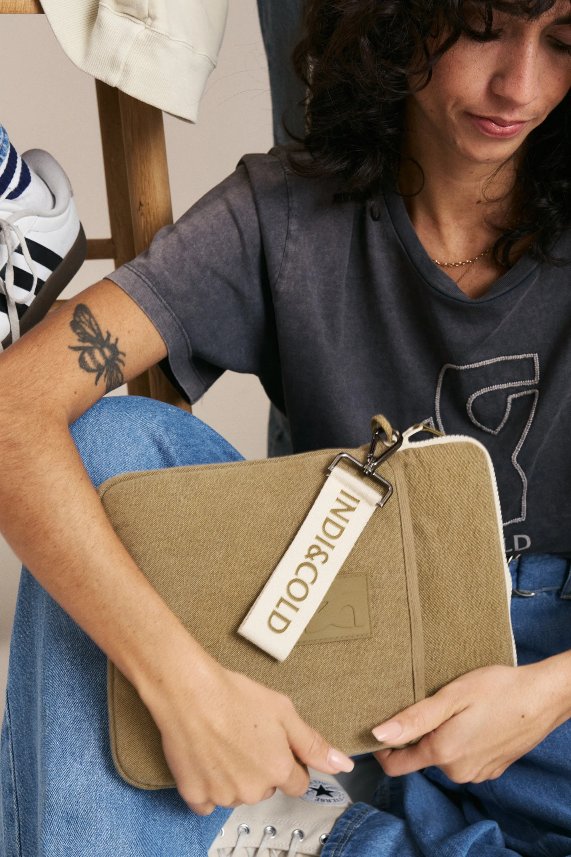 FUNDA ACOLCHADA EN LONA RECICLADA sold by Indi & Cold product image thumbnail 2