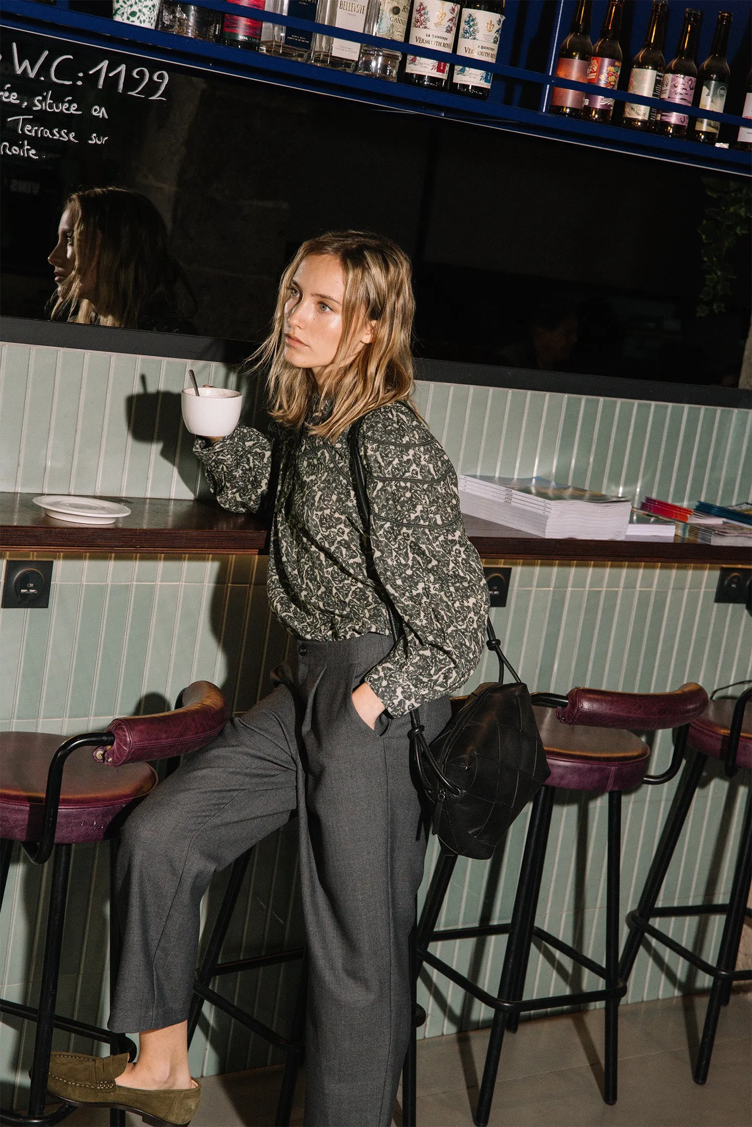 BLUSA MOTIVOS BOTÁNICOS sold by Indi & Cold product image thumbnail 3