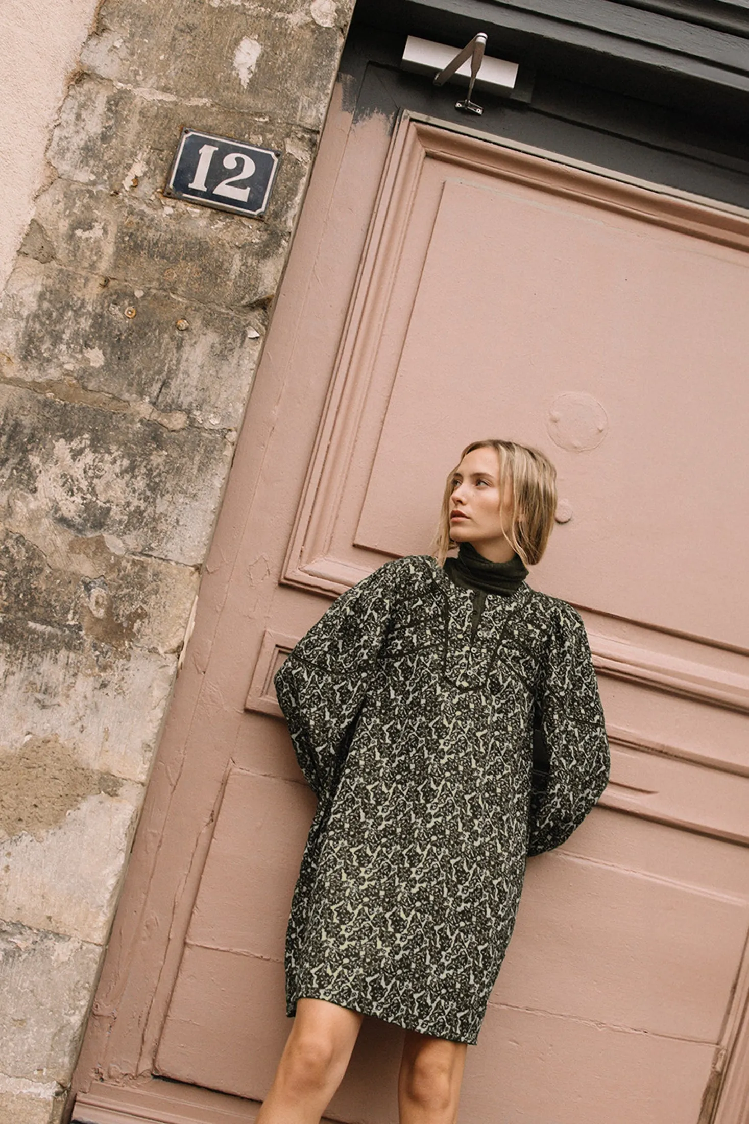 VESTIDO MOTIVOS BOTÁNICOS sold by Indi & Cold