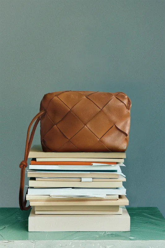 [CL] CROSSBODY BOX LEATHER BAG sold by Indi & Cold