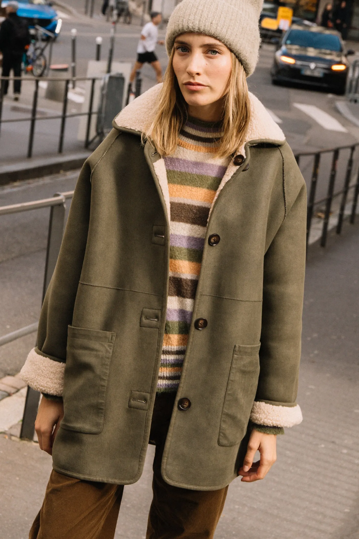 ABRIGO DOBLE FAZ sold by Indi & Cold