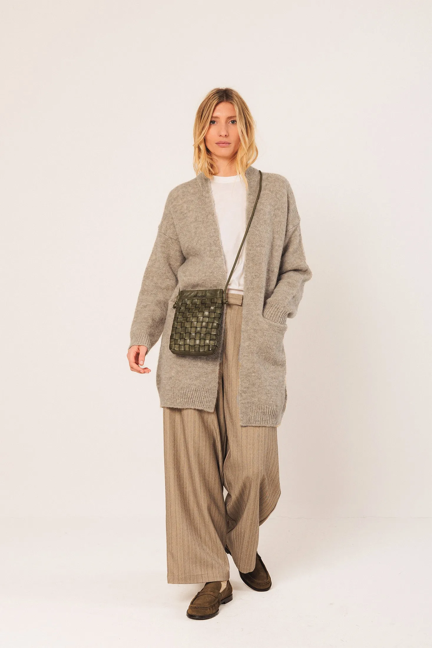 CHAQUETA LARGA CON MOHAIR sold by Indi & Cold product image thumbnail 5