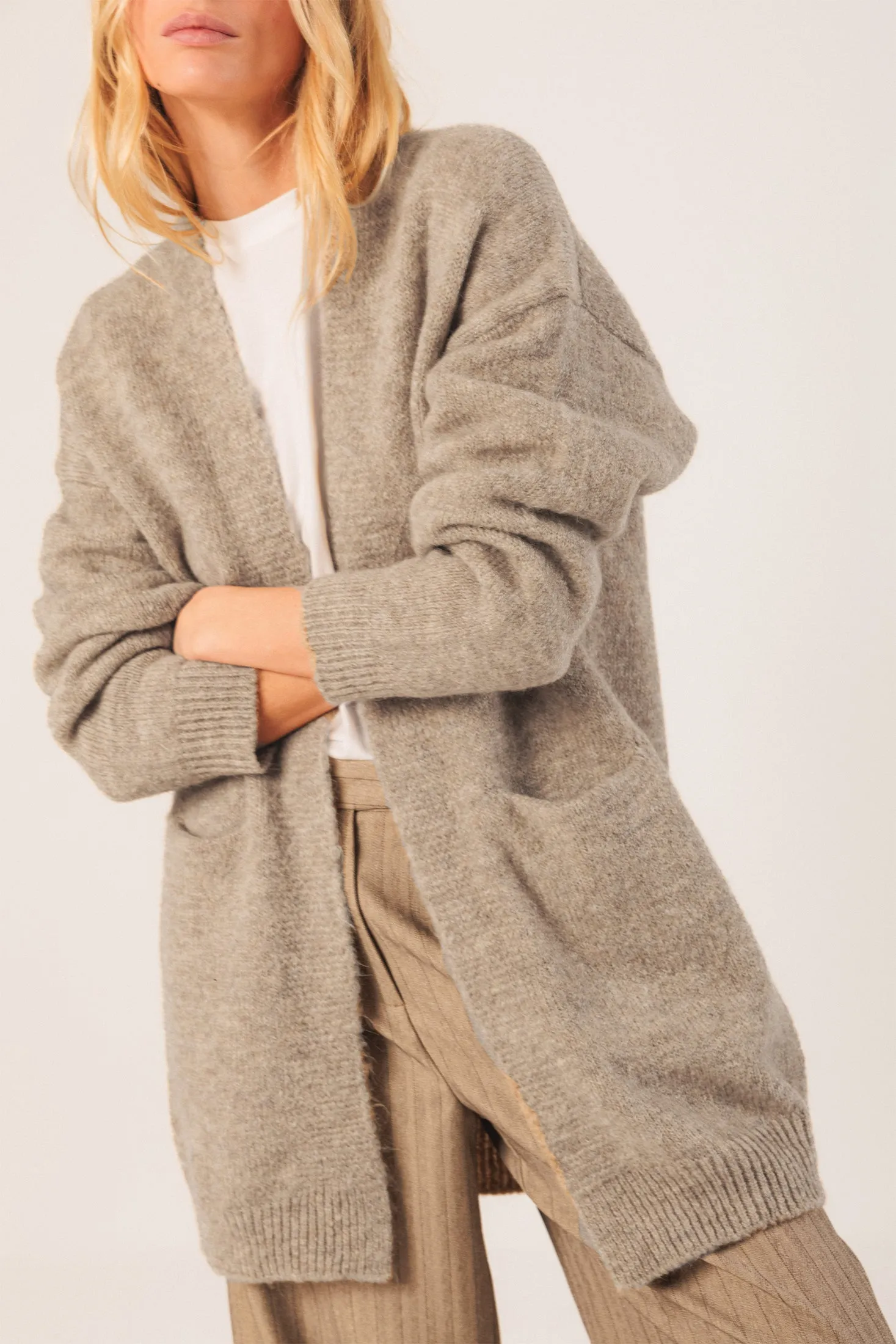 CHAQUETA LARGA CON MOHAIR sold by Indi & Cold product image thumbnail 2