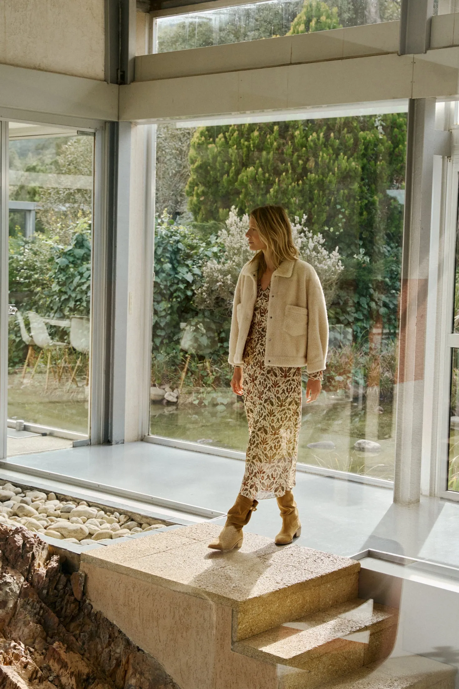 ABRIGO BOXY DE PELO sold by Indi & Cold product image thumbnail 2