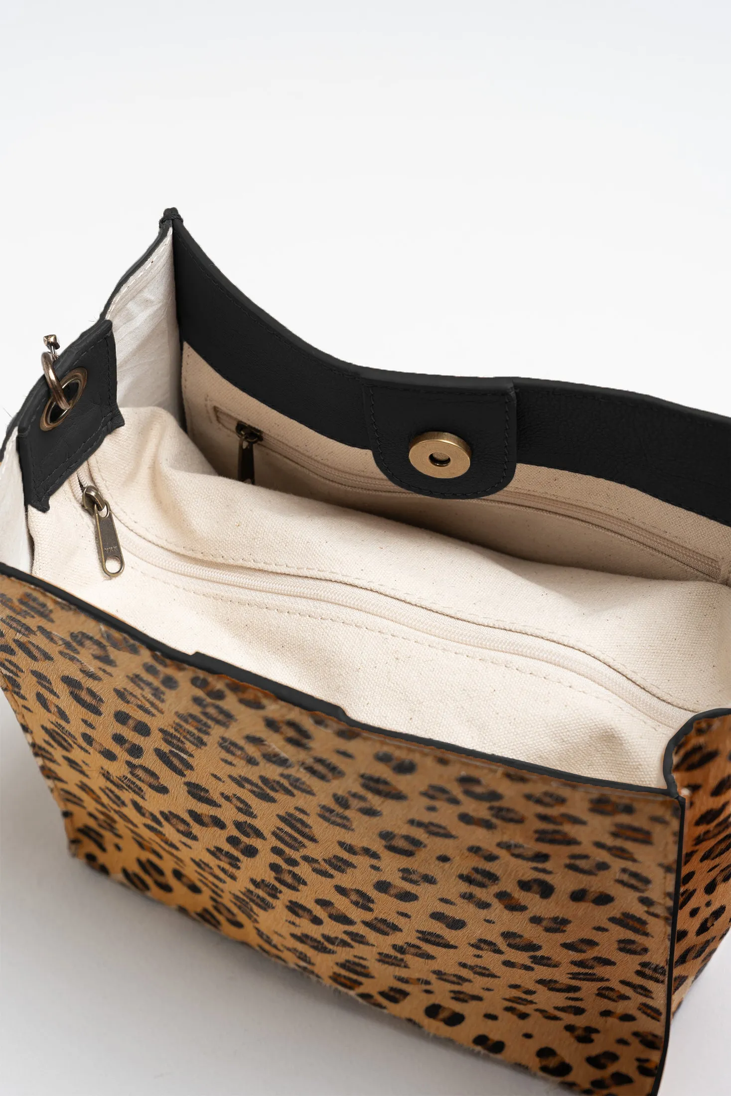 BOLSO BUCKET PIEL sold by Indi & Cold product image thumbnail 3