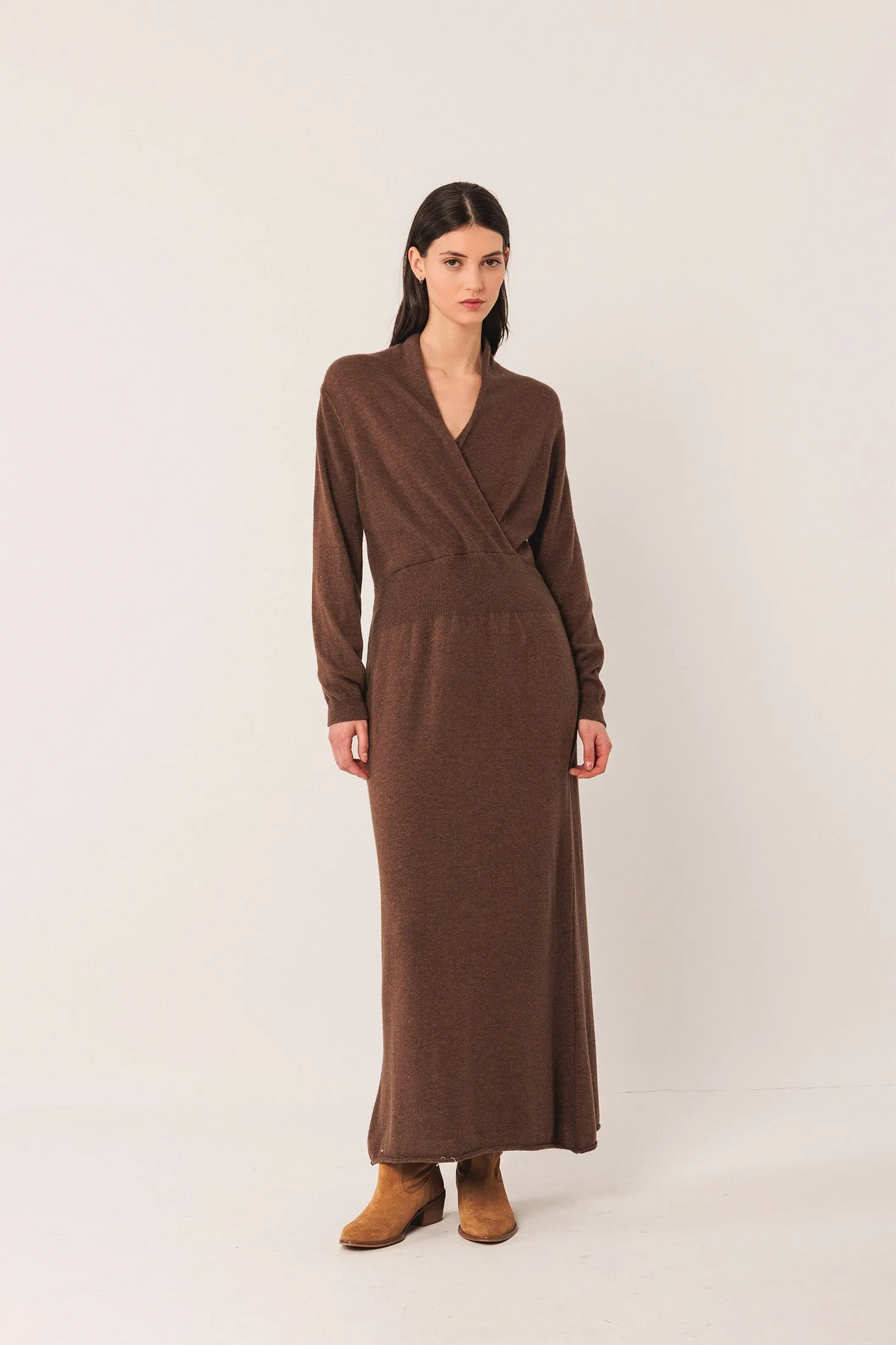 VESTIDO LARGO CON CASHMERE sold by Indi & Cold product image thumbnail 3