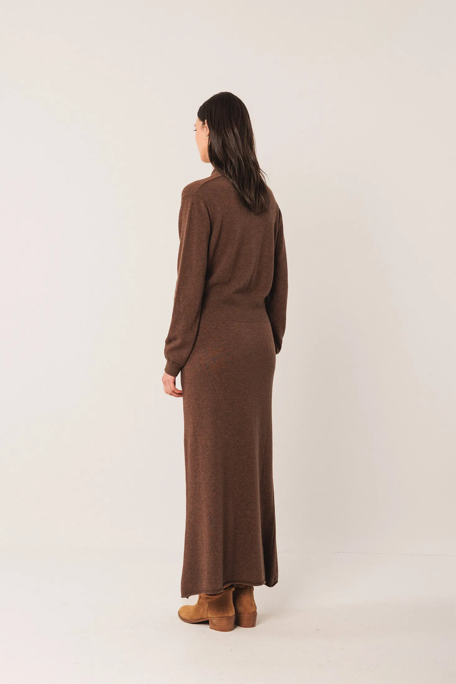 VESTIDO LARGO CON CASHMERE sold by Indi & Cold product image thumbnail 4