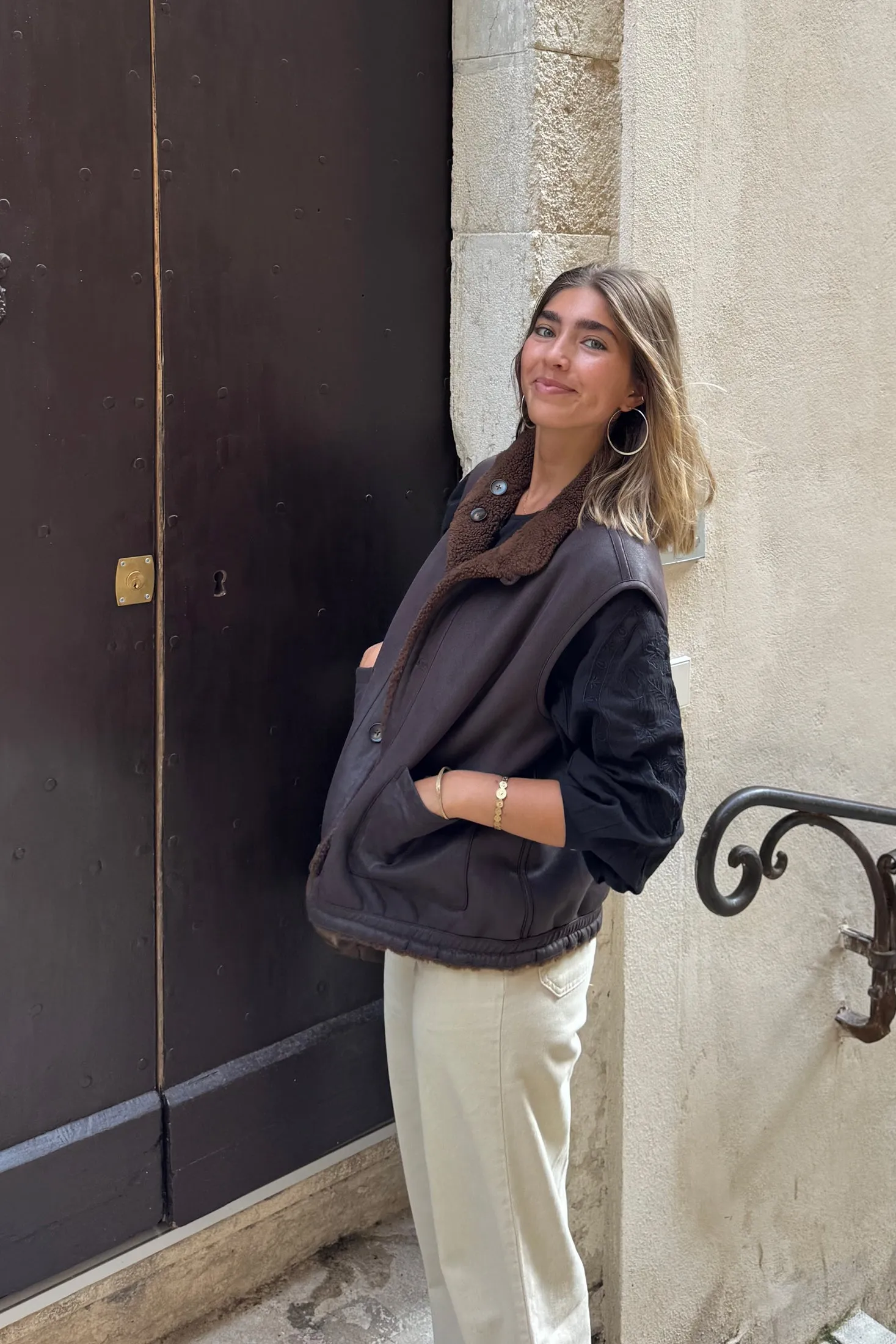 CHALECO TEDDY REVERSIBLE sold by Indi & Cold product image thumbnail 2