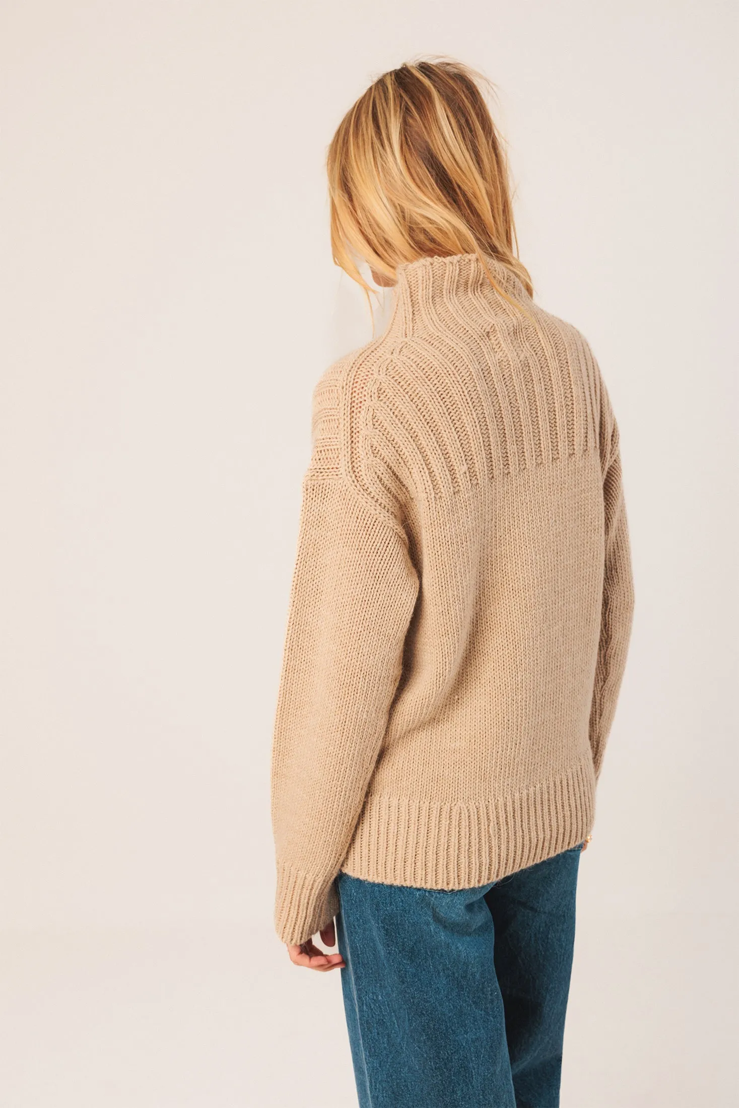 JERSEY PUNTO CUELLO SUBIDO sold by Indi & Cold product image thumbnail 4