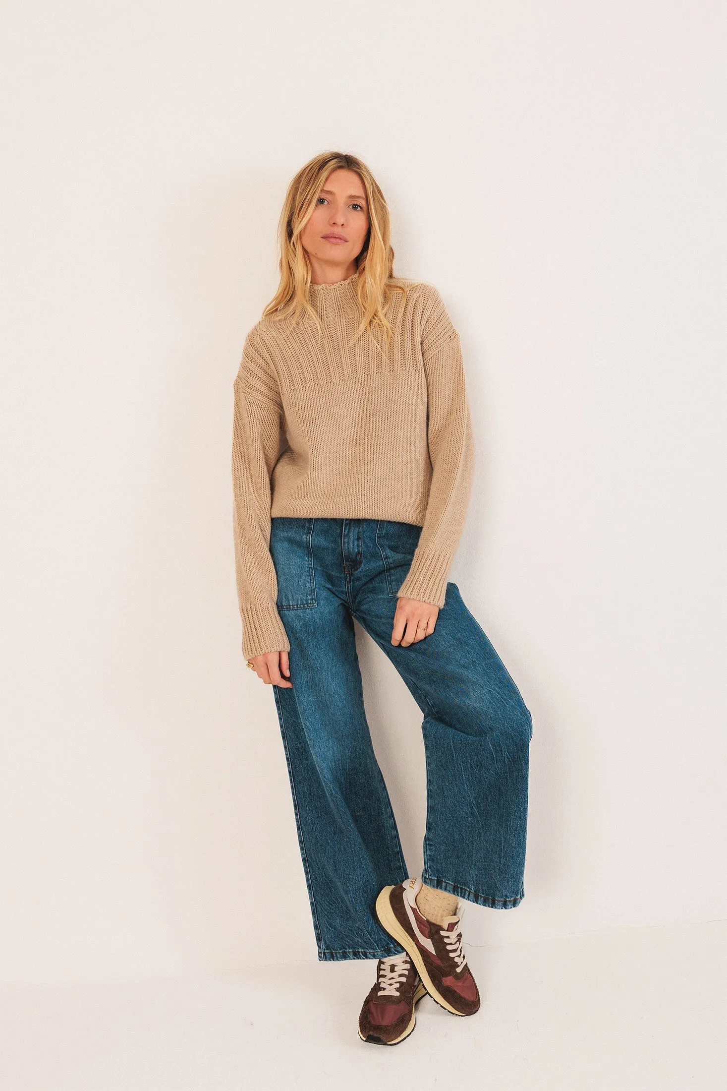 JERSEY PUNTO CUELLO SUBIDO sold by Indi & Cold