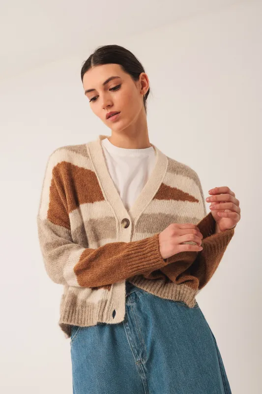 [CL] INTARSIA ALPACA JACKET sold by Indi & Cold