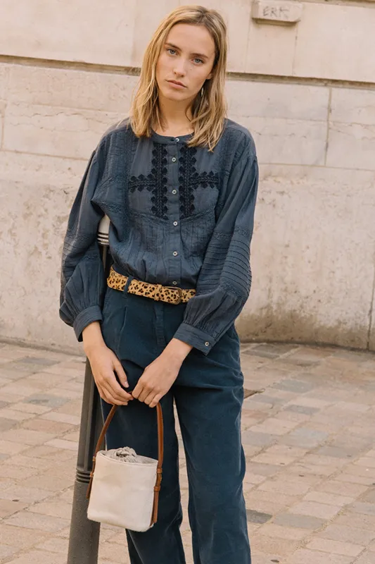 BOLSO DE MANO PIEL sold by Indi & Cold