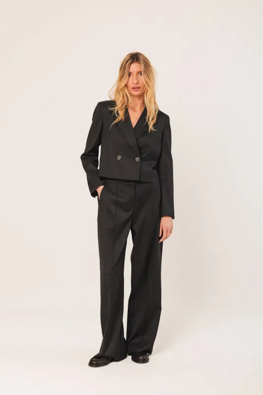 [CL] LAPEL CROP BLAZER sold by Indi & Cold