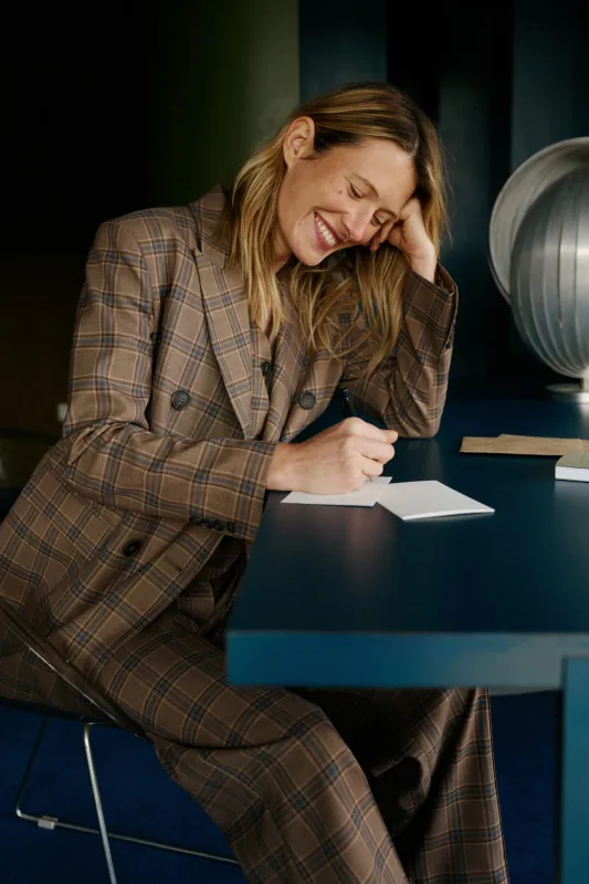 AMERICANA DOBLE BOTONADURA sold by Indi & Cold