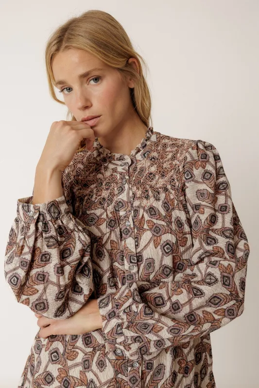 CAMISA BORDADO SMOCK sold by Indi & Cold