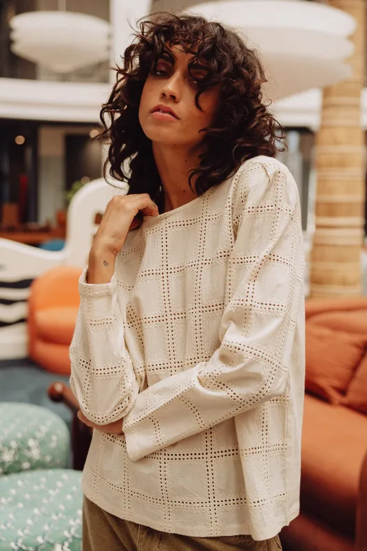 [CL] EMBROIDERED CONTRAST BLOUSE sold by Indi & Cold