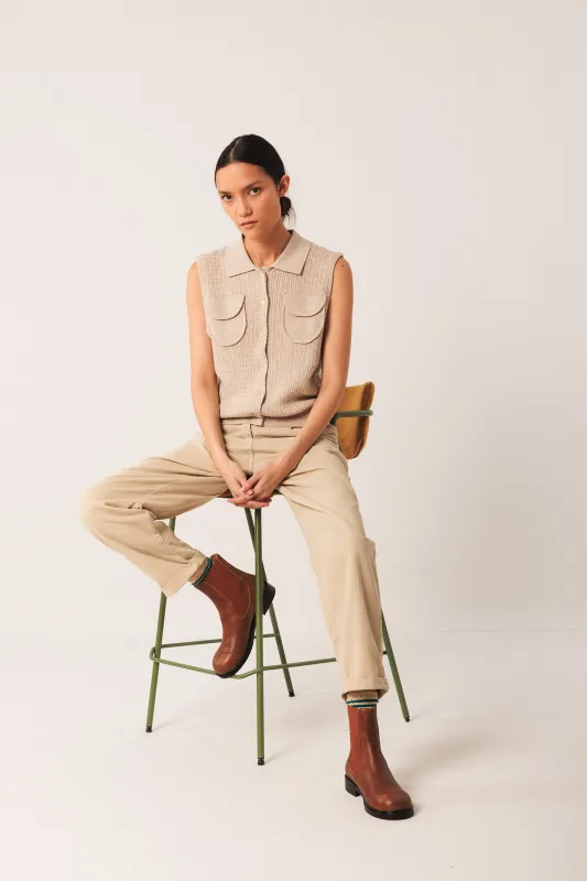 TOP CHALECO OCHOS sold by Indi & Cold