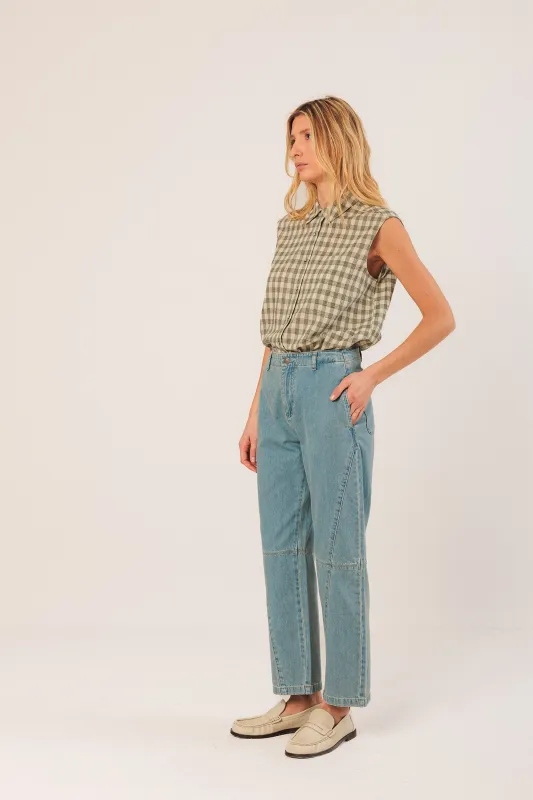 [CL] CARROT DENIM PANTS sold by Indi & Cold