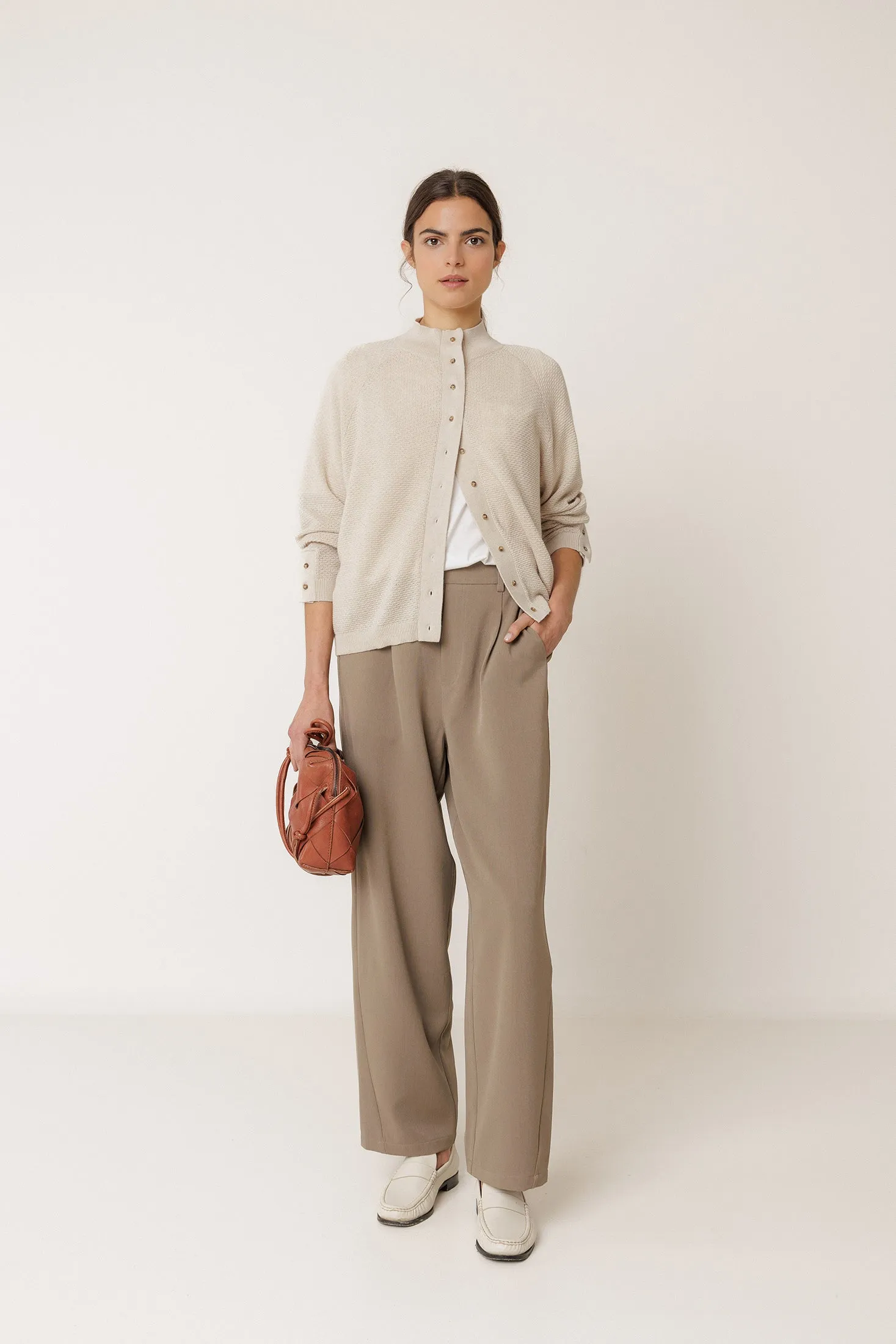 CHAQUETA DE PUNTO DE ARROZ sold by Indi & Cold product image thumbnail 5