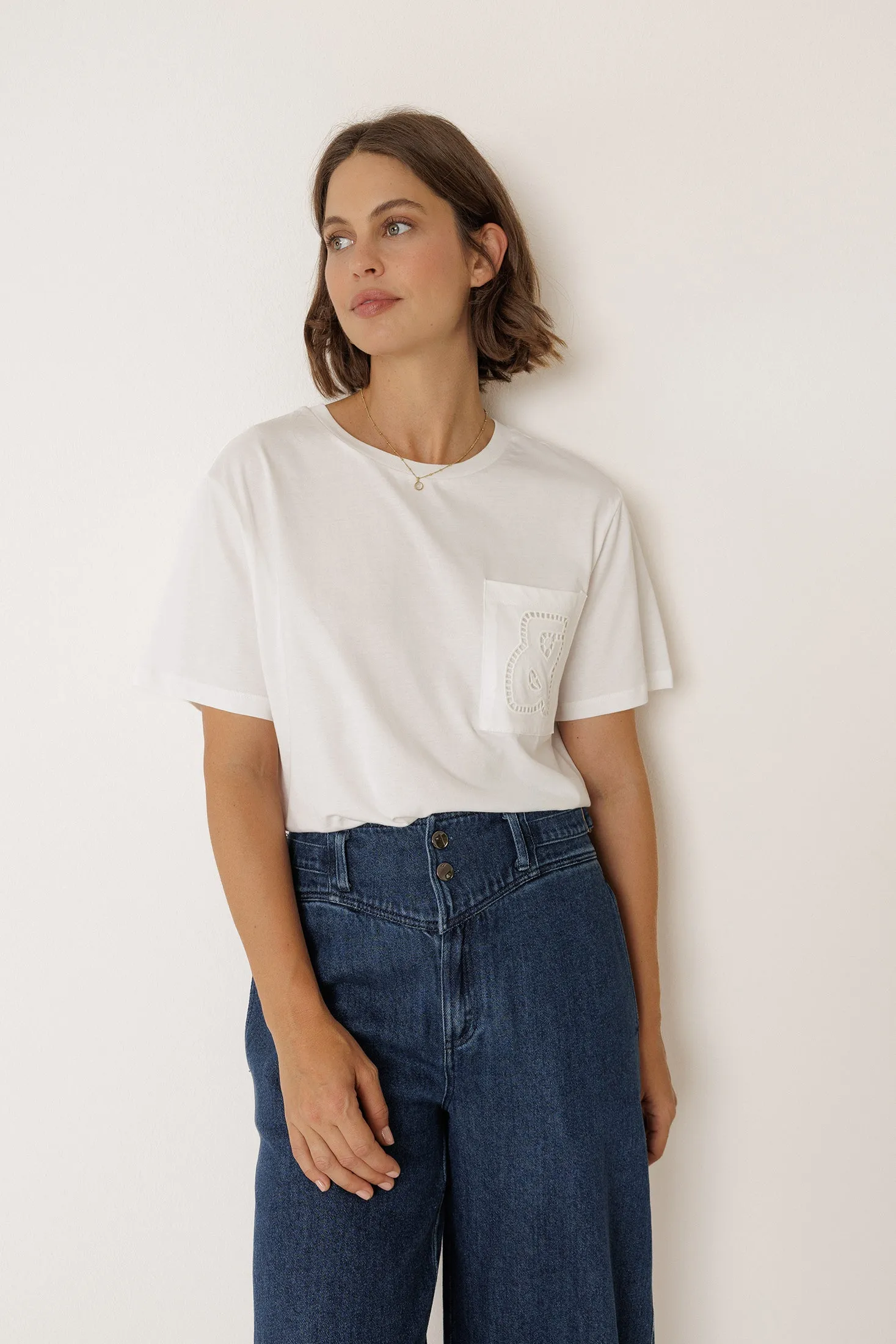 CAMISETA BOLSILLO ANAGRAMA sold by Indi & Cold product image thumbnail 2