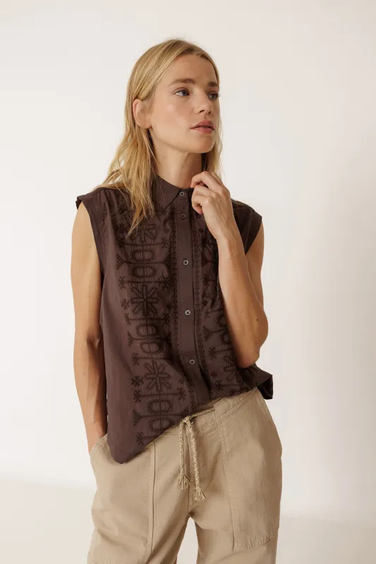 CAMISETA COMBINADA BORDADA sold by Indi & Cold