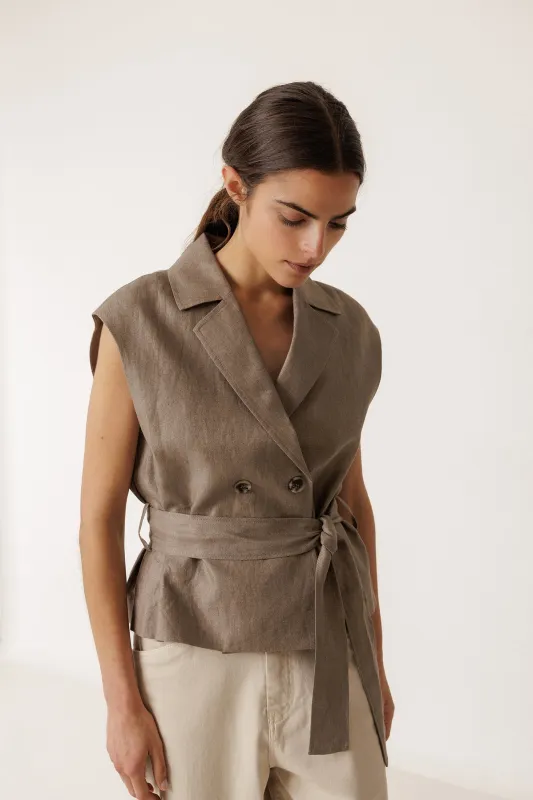 [CL] LINEN VEST sold by Indi & Cold