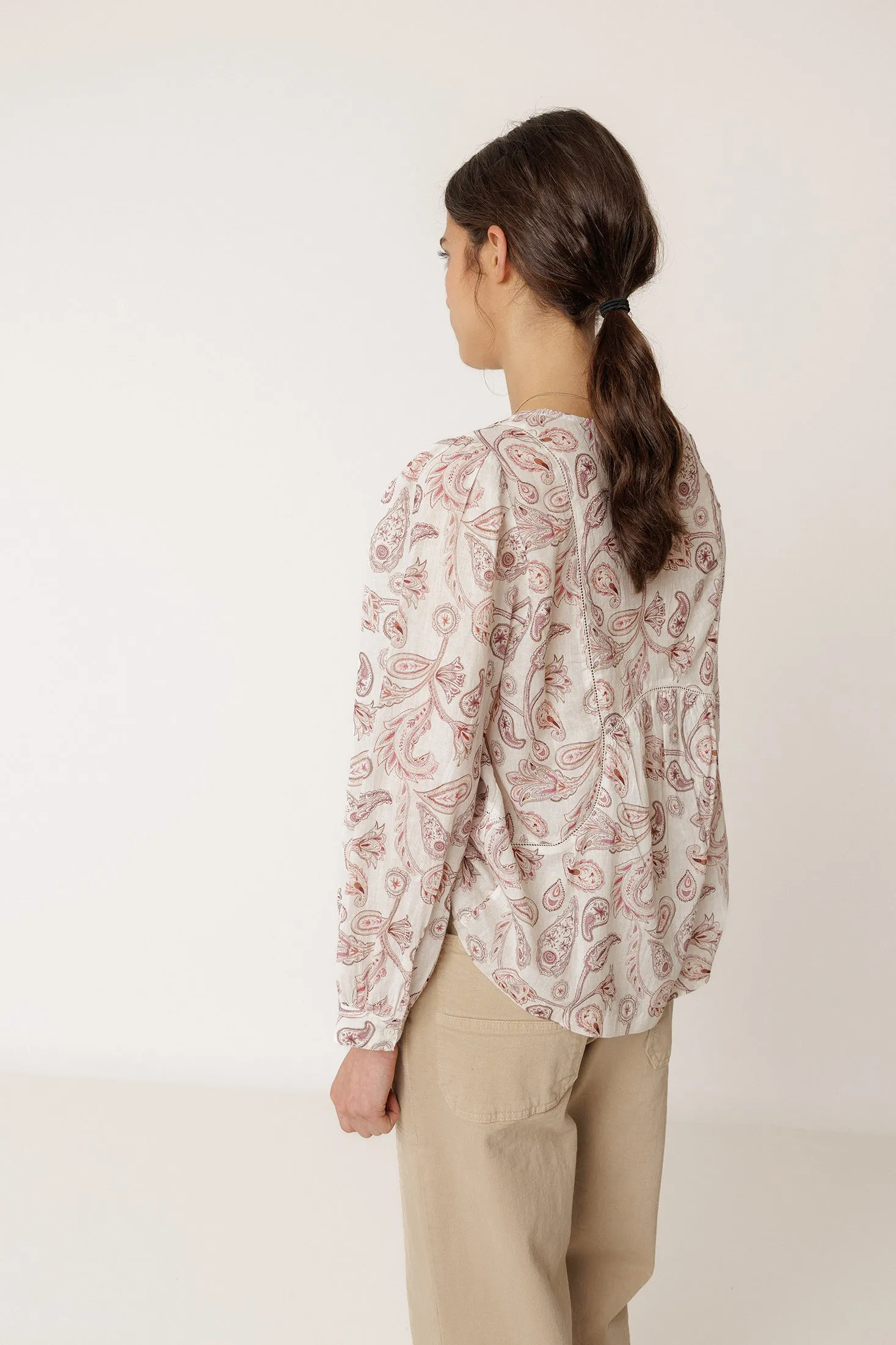 BLUSA DETALLES VAINICAS sold by Indi & Cold product image thumbnail 4