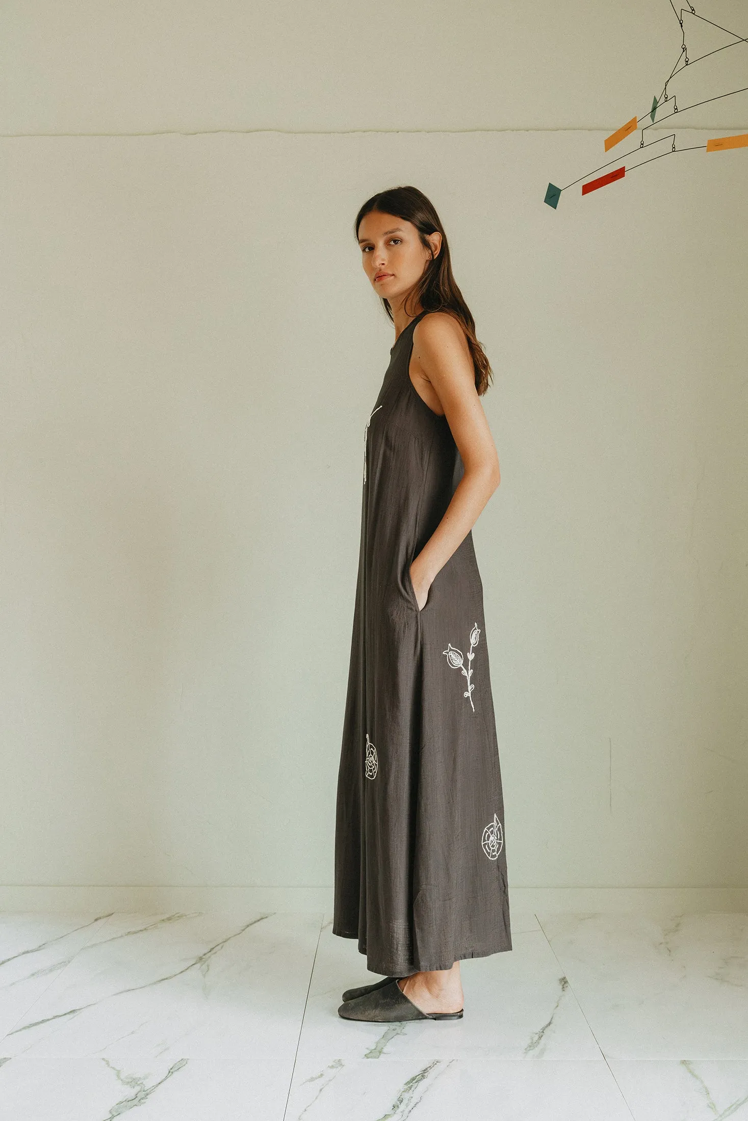 VESTIDO BORDADO NATURALEZA sold by Indi & Cold product image thumbnail 4
