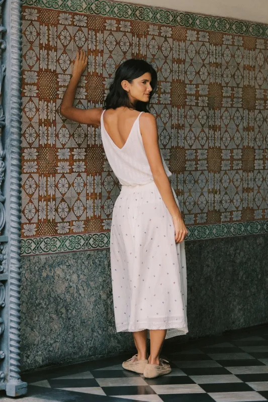 FALDA BORDADOS FLOR made by Indi & Cold