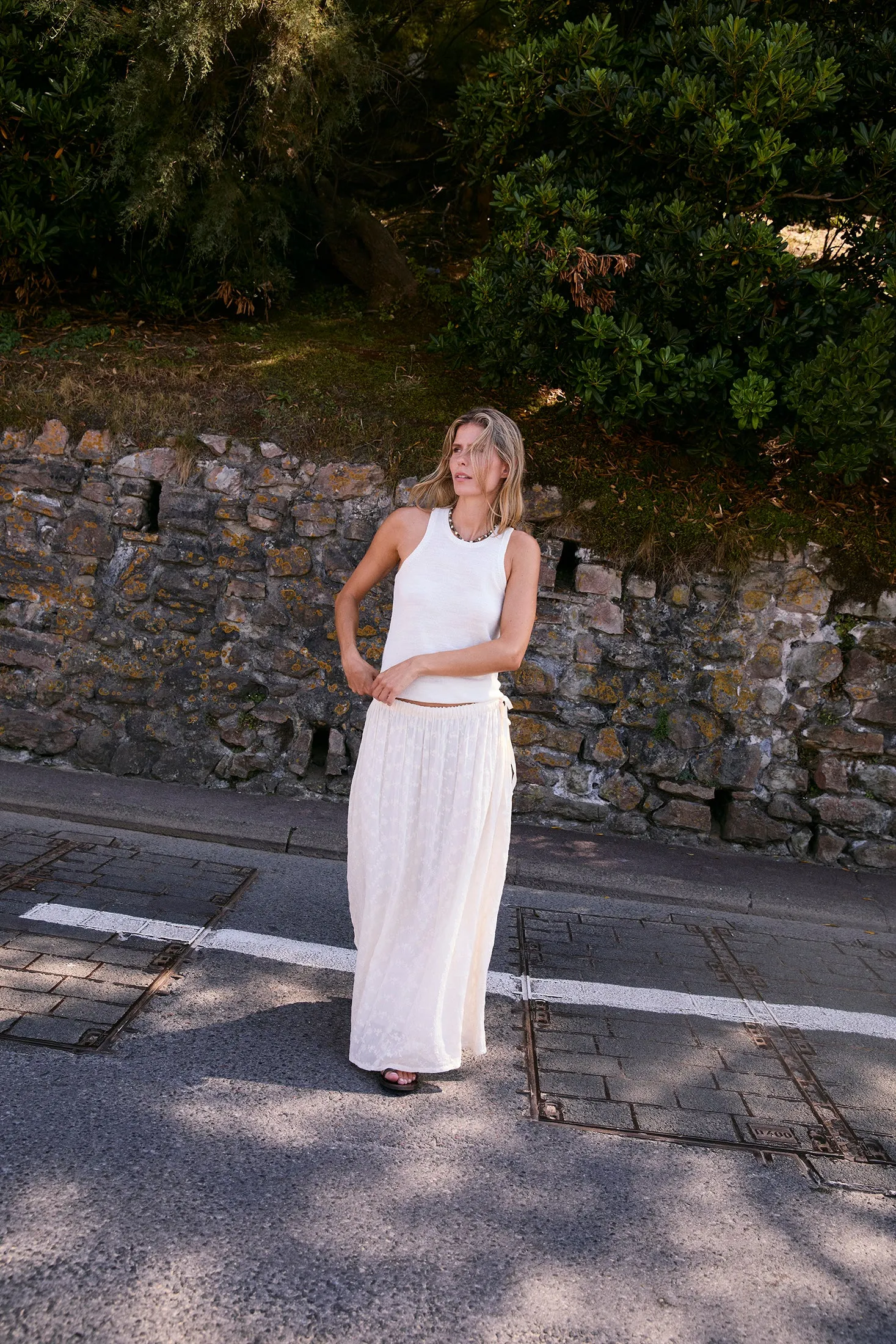 TOP HALTER PUNTO FINO MERINO sold by Indi & Cold