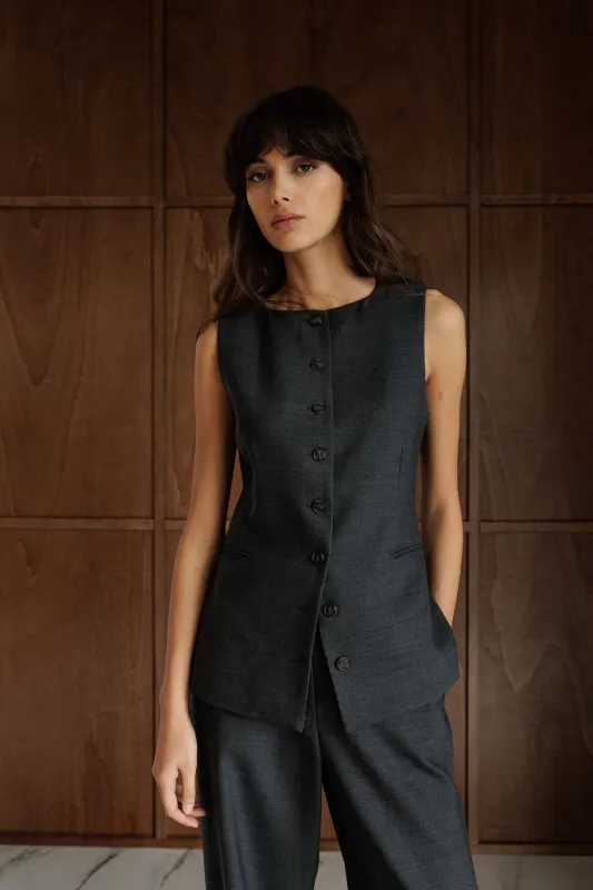 [CL] FITTED VEST made by Indi & Cold